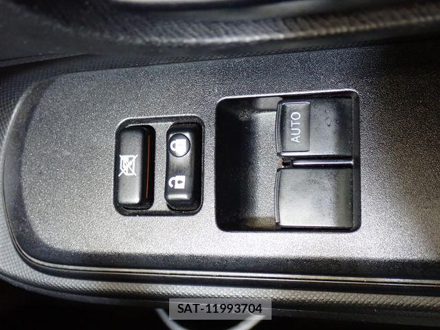 Toyota AQUA 2015-05 7214745-18