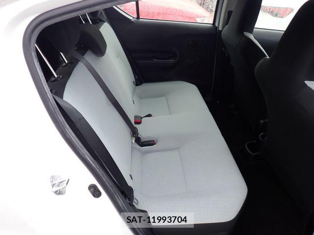 Toyota AQUA 2015-05 7214745-20
