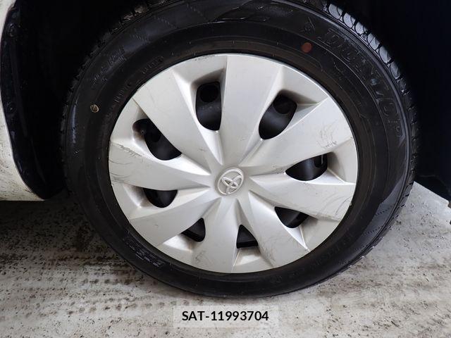 Toyota AQUA 2015-05 7214745-23
