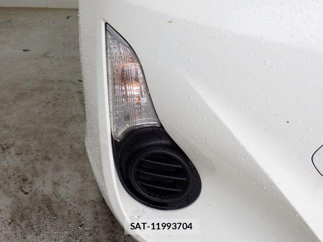 Toyota AQUA 2015-05 7214745-8