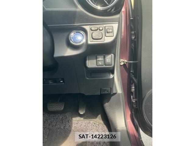 Toyota AQUA 2016-01 7214763-16