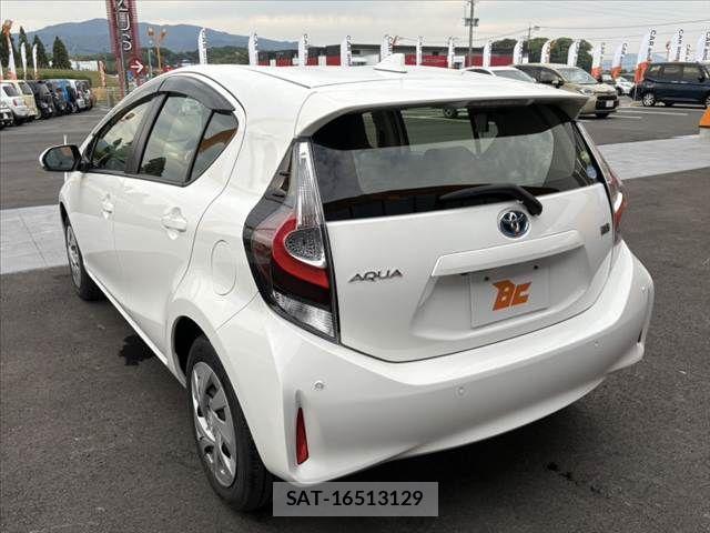 Toyota AQUA 2021-03 7214847-14