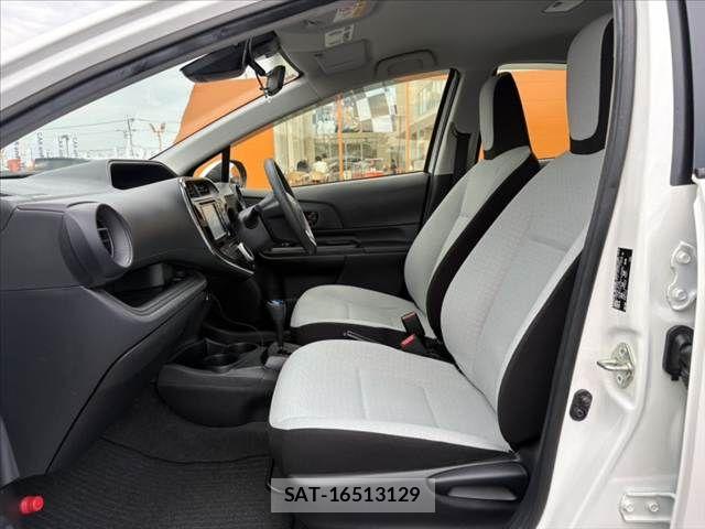 Toyota AQUA 2021-03 7214847-16