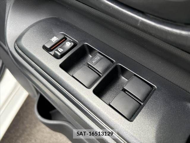 Toyota AQUA 2021-03 7214847-21