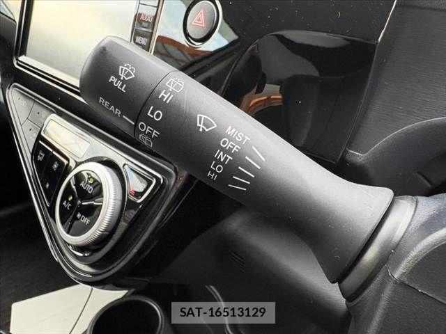 Toyota AQUA 2021-03 7214847-24