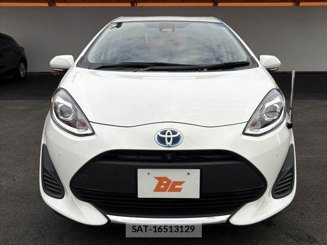 Toyota AQUA 2021-03 7214847-8