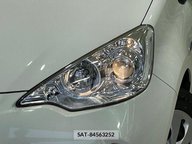 Toyota AQUA 2015-05 7214741-11