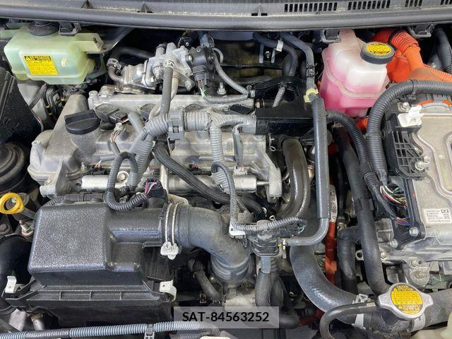 Toyota AQUA 2015-05 7214741-17