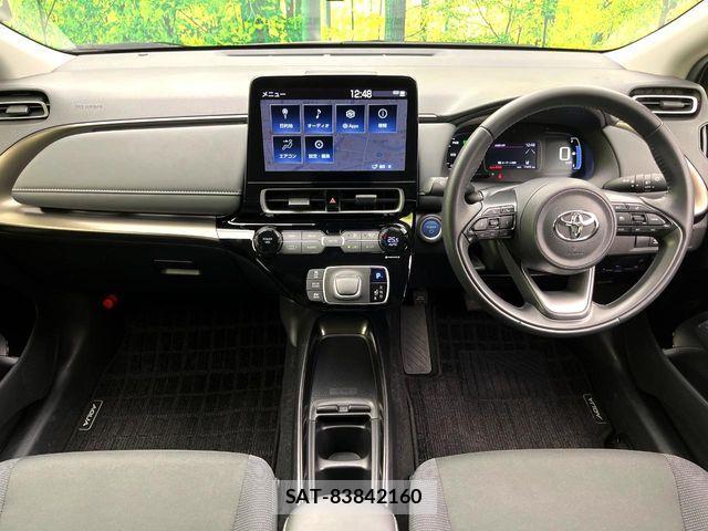 Toyota AQUA 2021-08 7214855-1