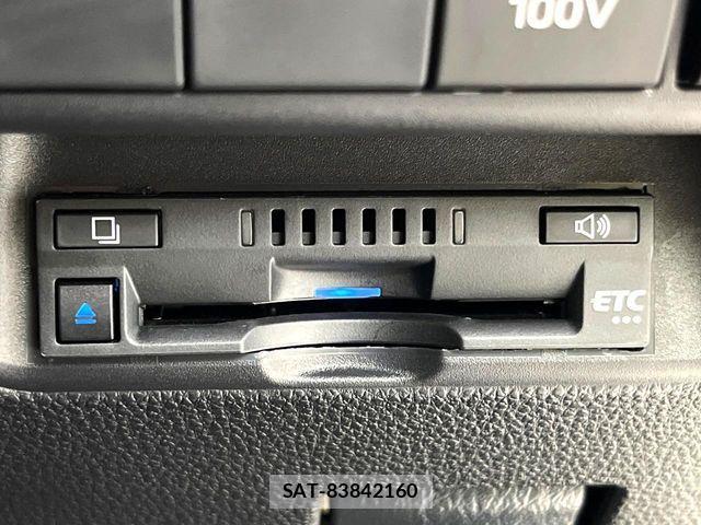 Toyota AQUA 2021-08 7214855-6