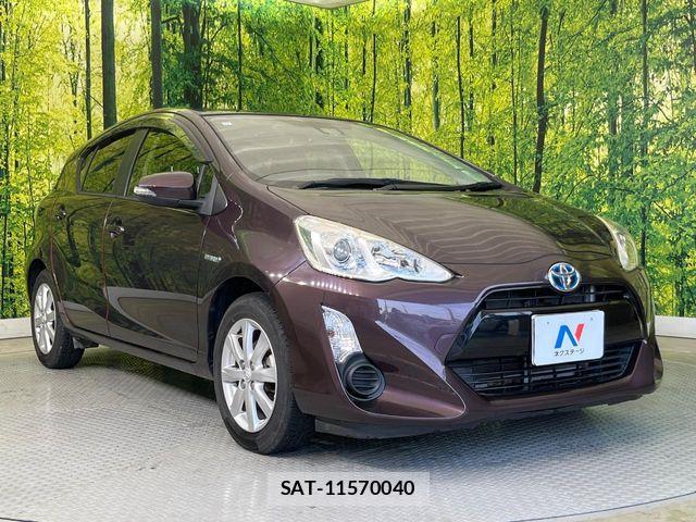 Toyota AQUA 2015-11 7214760-15
