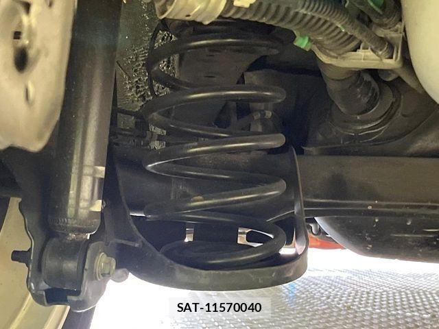 Toyota AQUA 2015-11 7214760-19