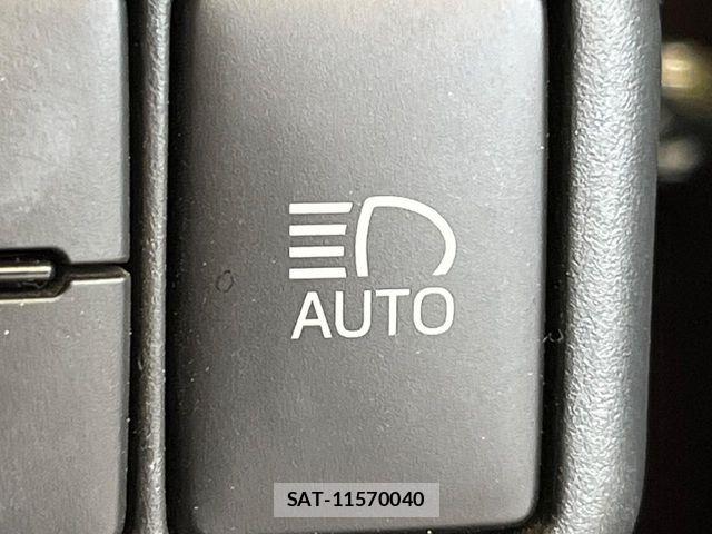 Toyota AQUA 2015-11 7214760-5