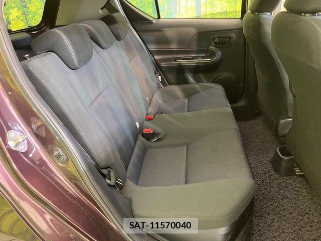 Toyota AQUA 2015-11 7214760-8