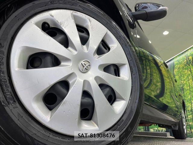 Toyota AQUA 2014-10 7214726-12