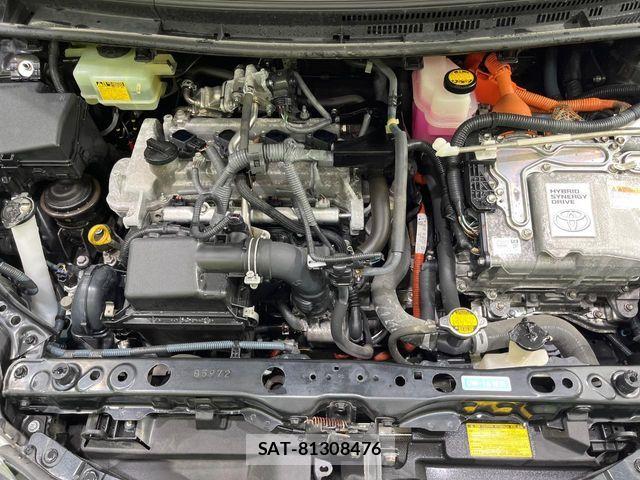 Toyota AQUA 2014-10 7214726-17