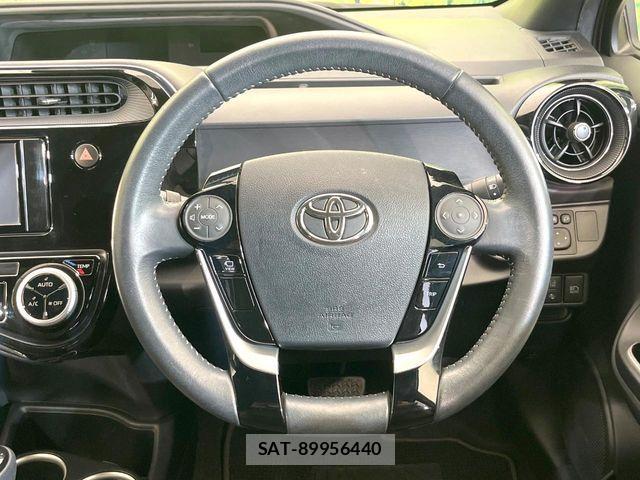 Toyota AQUA 2019-07 7214829-10