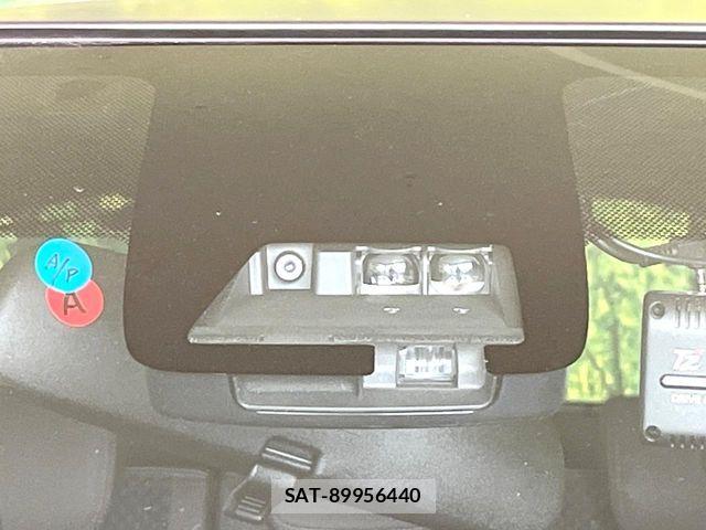 Toyota AQUA 2019-07 7214829-4