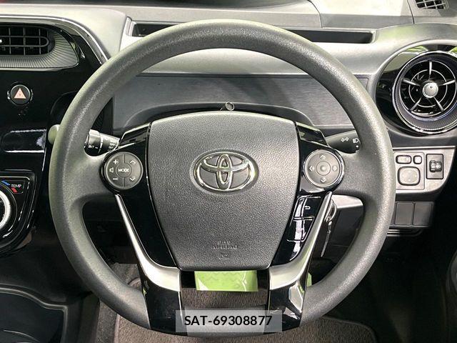 Toyota AQUA 2017-12 7214797-10