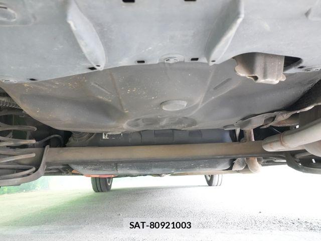 Toyota AQUA 2015-01 7214734-19