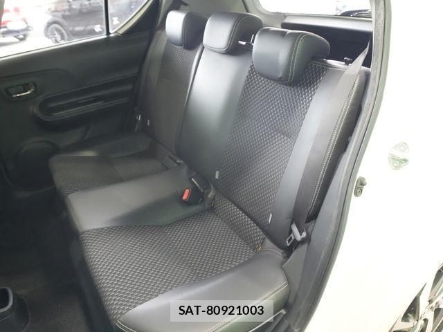Toyota AQUA 2015-01 7214734-27