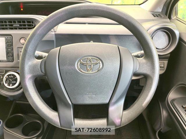 Toyota AQUA 2021-05 7214853-9