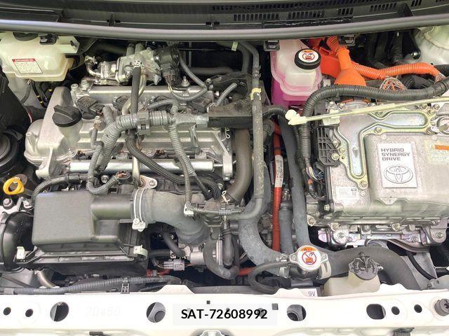 Toyota AQUA 2021-05 7214853-16