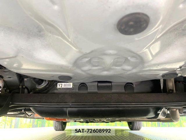 Toyota AQUA 2021-05 7214853-17