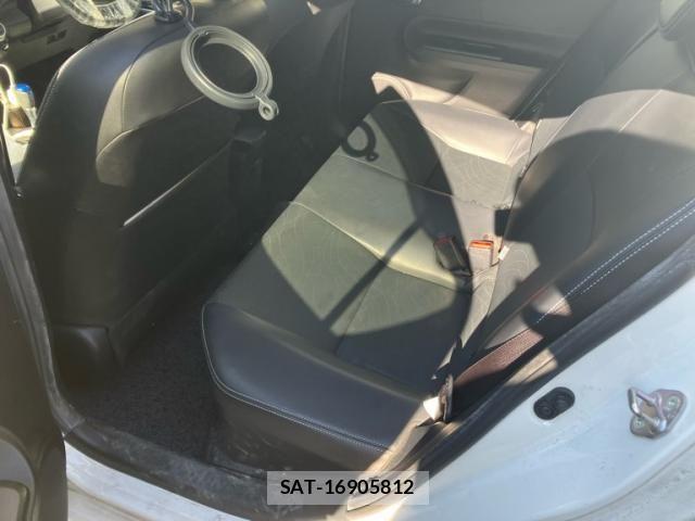 Toyota AQUA 2015-09 7214752-16