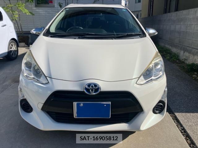 Toyota AQUA 2015-09 7214752-1