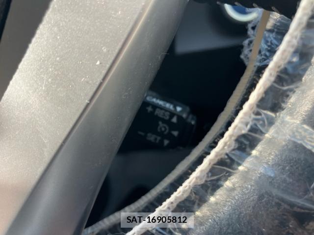 Toyota AQUA 2015-09 7214752-24