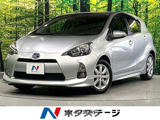 Toyota AQUA 2014-10 7214724-0