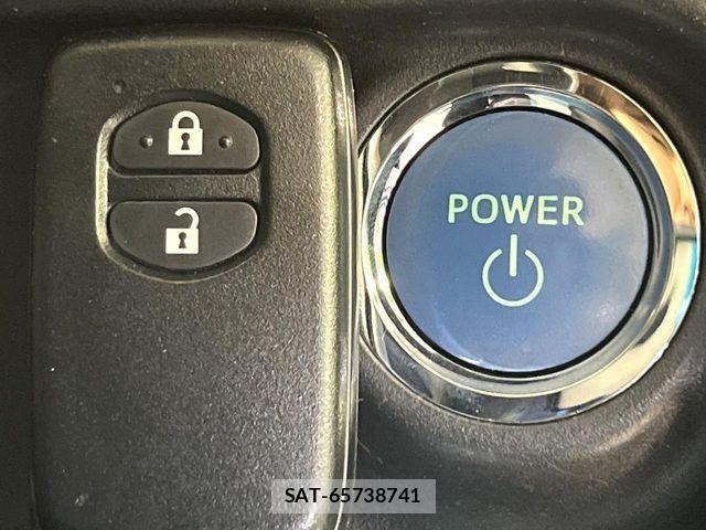 Toyota AQUA 2014-10 7214724-6