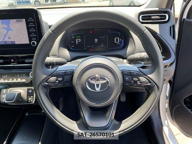 Toyota AQUA 2023-09 7214872-23