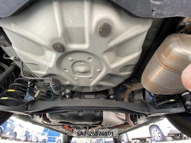 Toyota AQUA 2023-09 7214872-25