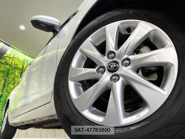 Toyota AQUA 2021-09 7214859-12