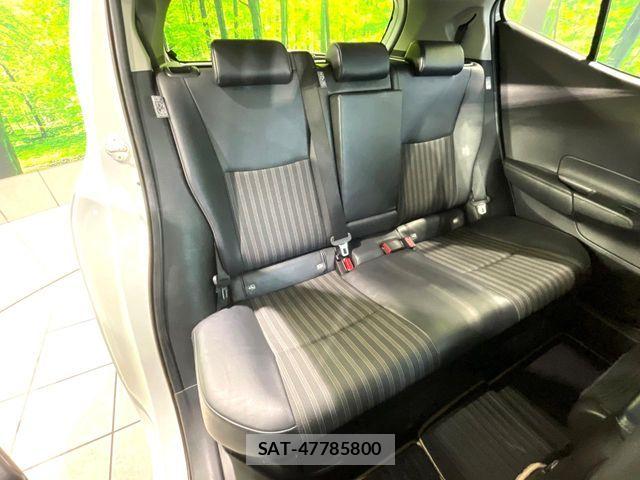 Toyota AQUA 2021-09 7214859-8