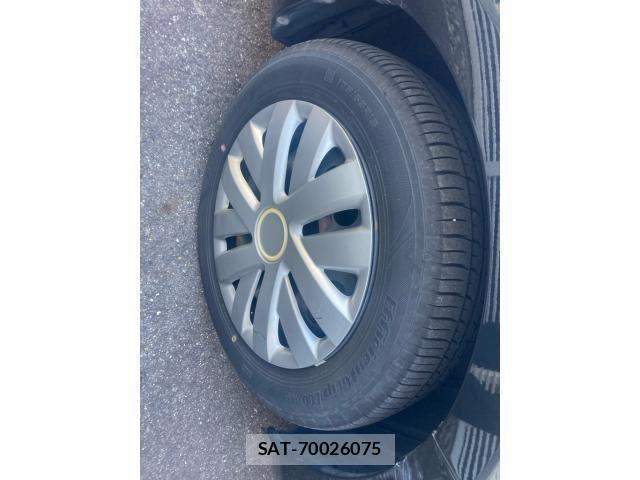 Toyota AQUA 2012-01 7214661-4