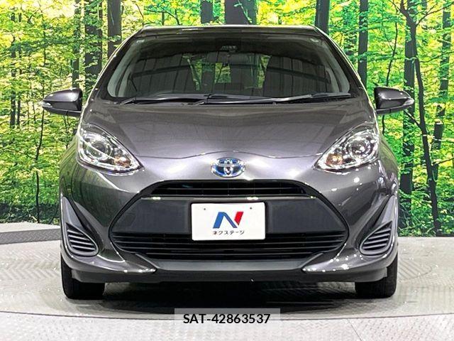 Toyota AQUA 2017-11 7214794-13