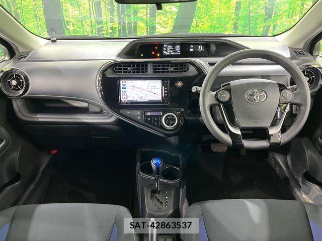 Toyota AQUA 2017-11 7214794-4
