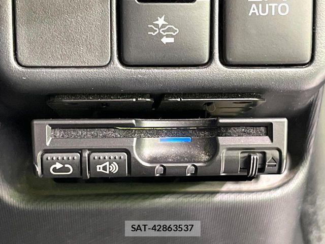 Toyota AQUA 2017-11 7214794-5