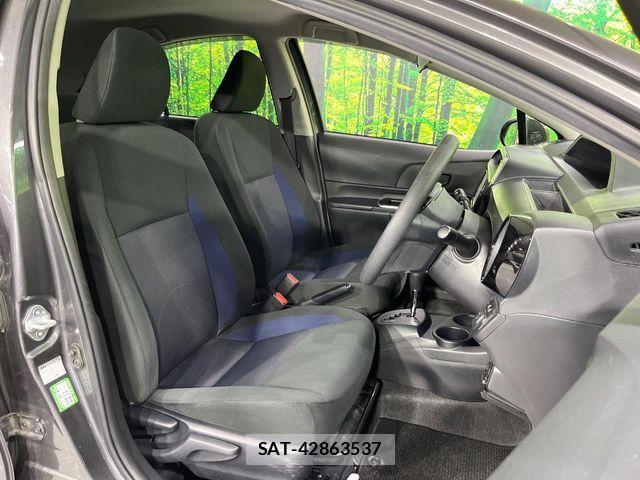 Toyota AQUA 2017-11 7214794-8