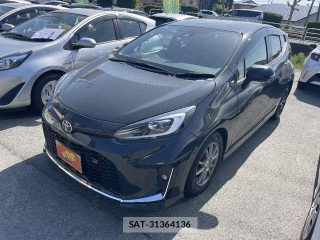 Toyota AQUA 2023-12 7214869-0