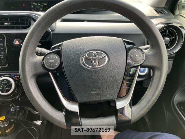 Toyota AQUA 2019-12 7214834-15