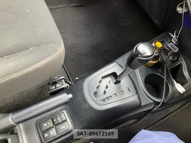 Toyota AQUA 2019-12 7214834-21
