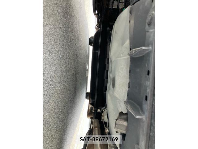 Toyota AQUA 2019-12 7214834-7