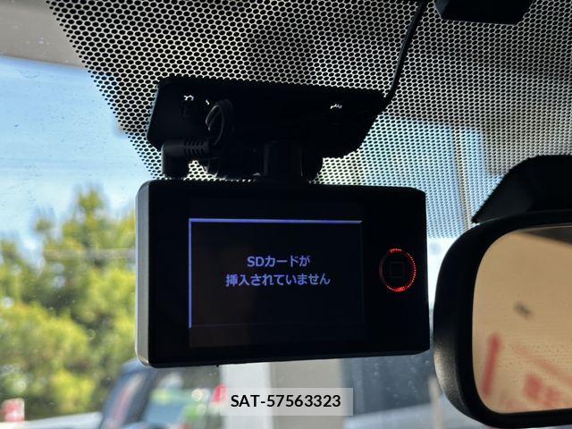 Toyota AQUA 2015-06 7214742-11