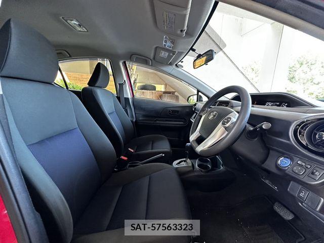 Toyota AQUA 2015-06 7214742-12