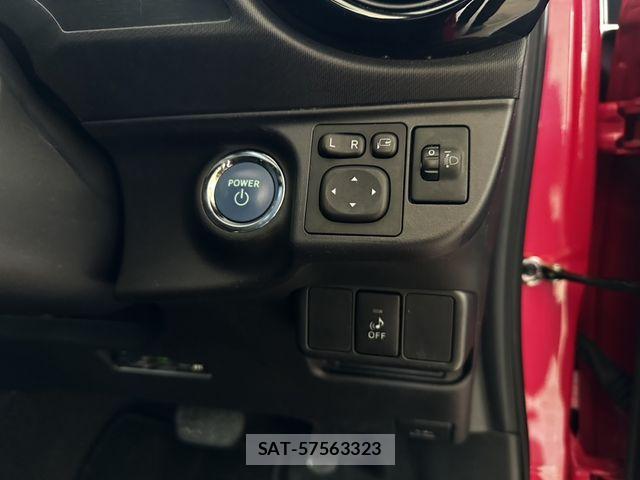 Toyota AQUA 2015-06 7214742-7