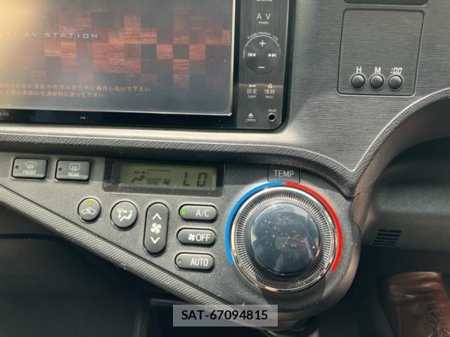 Toyota AQUA 2012-03 7214672-19